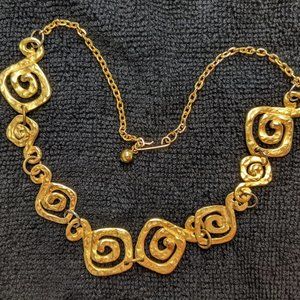 Classic Hammered Golden Etruscan Style Necklace